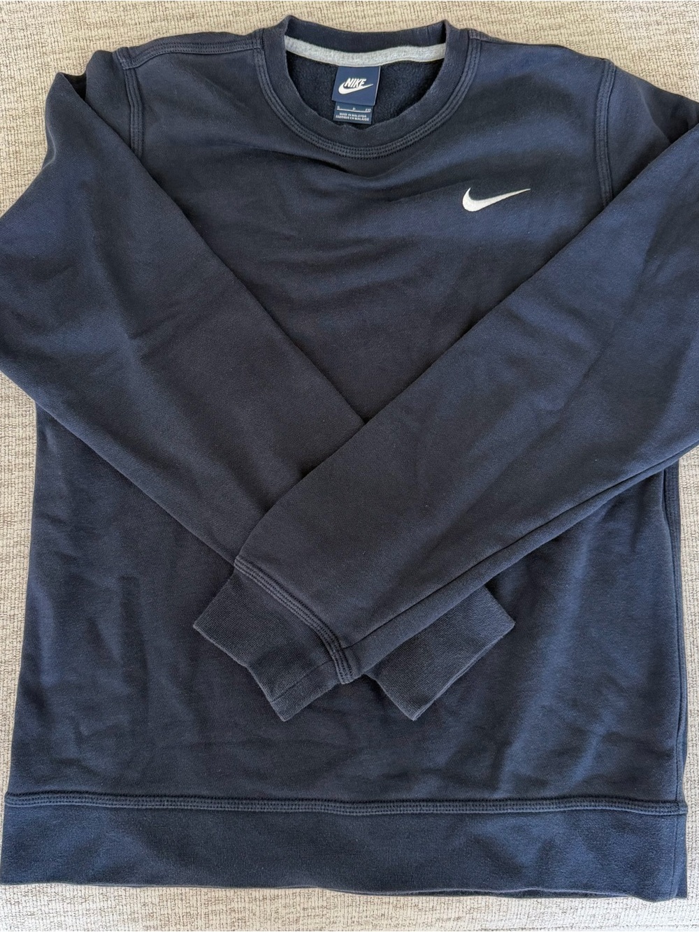 EUC - Nike Navy Crewneck